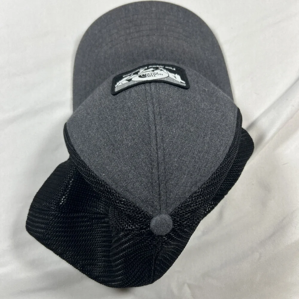 The North Face Trucker Hat Gray Black Unisex OSFM Snapback Logo Mesh Back